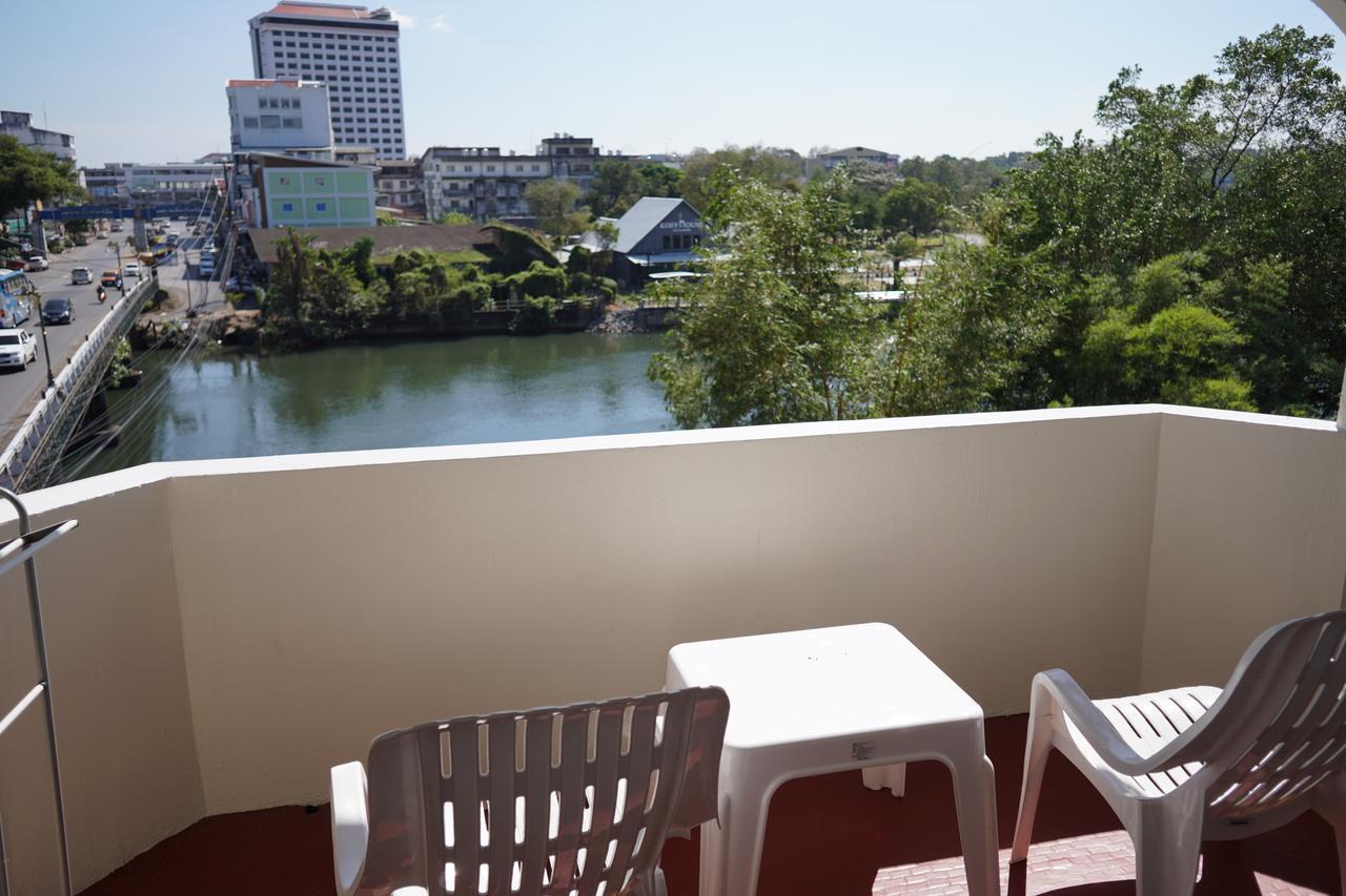 The River Guest House Chanthaburi Buitenkant foto