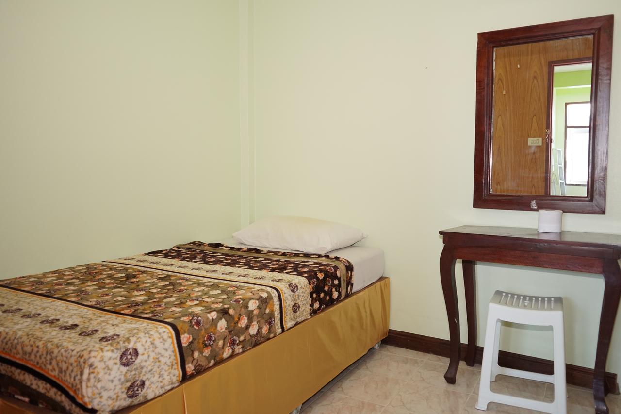 The River Guest House Chanthaburi Buitenkant foto